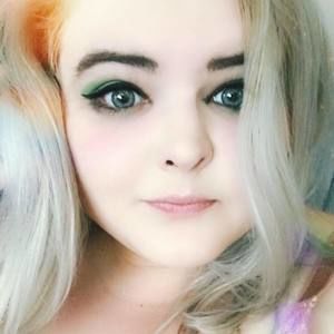 Meet your Posher, Katelynn